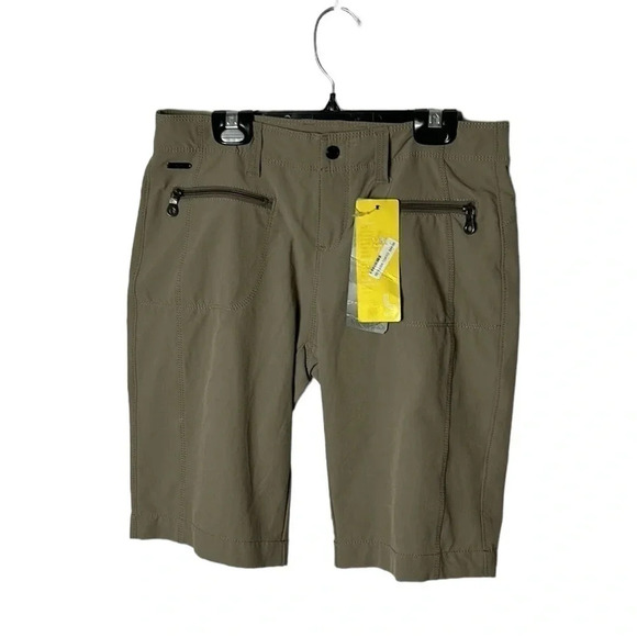 LOLE light green sage walking Bermuda shorts for women .zippered  front pockets - Picture 1 of 16